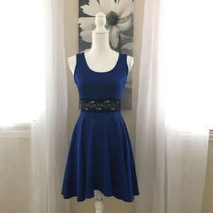 Wild Daisy Cocktail Dress, Sleeveless Lace Waist